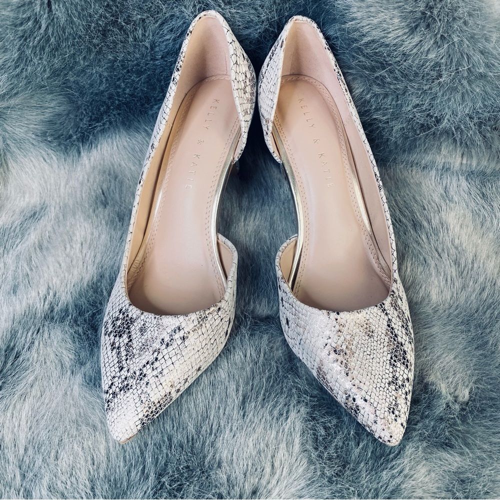 Snakeskin Point Toe Heels